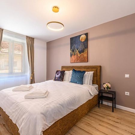 Schei Gate Apartment Braşov Dış mekan fotoğraf