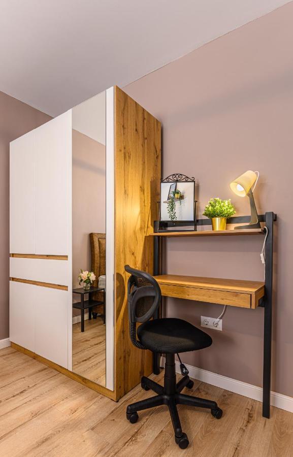 Schei Gate Apartment Braşov Dış mekan fotoğraf