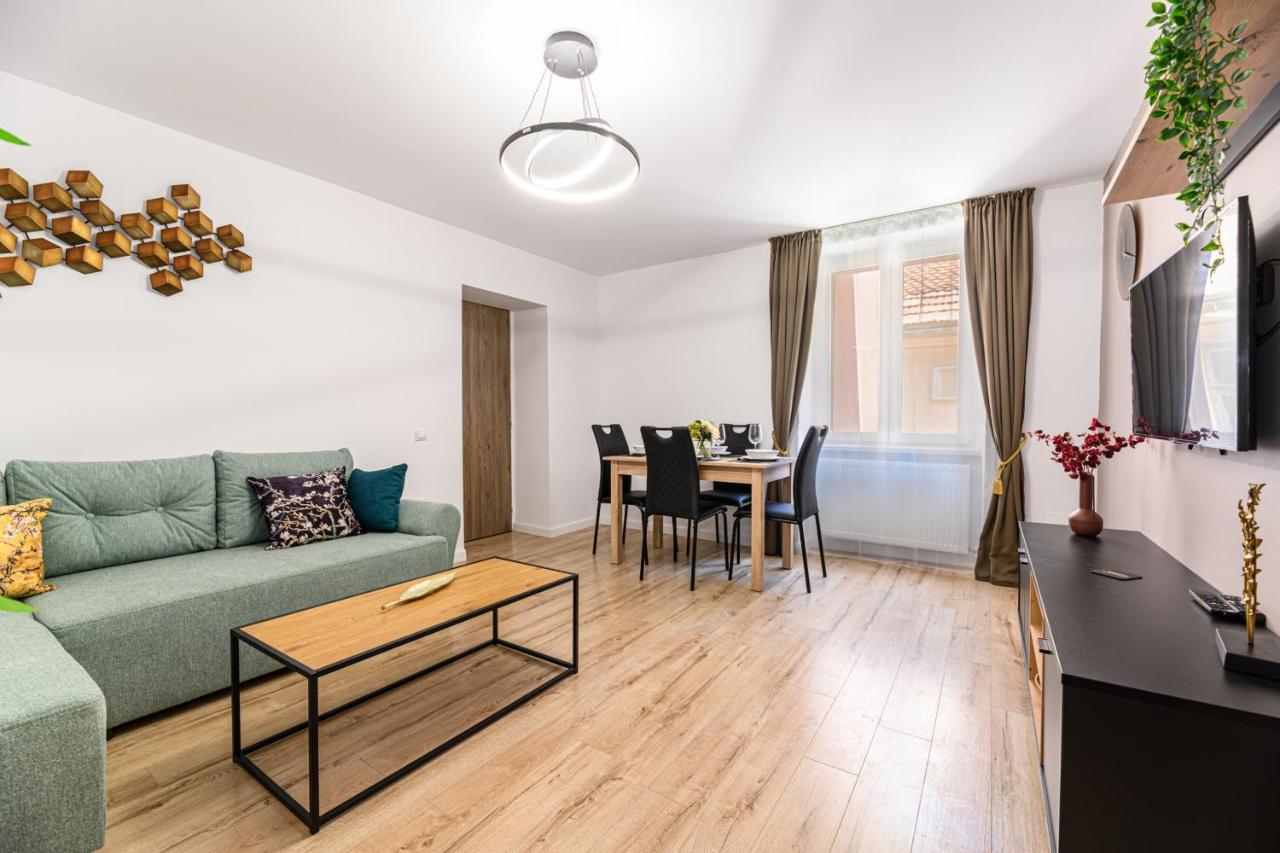 Schei Gate Apartment Braşov Dış mekan fotoğraf
